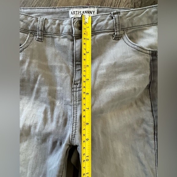 Artisan NY Cropped Jeans Gray Frayed Hem Women's size 10 - Picture 6 of 9